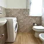Marcelli, Trilocale Ristrutturato Con Terrazzo Vista Mare * Marcelli
