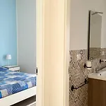 Marcelli, Trilocale Ristrutturato Con Terrazzo Vista Mare *