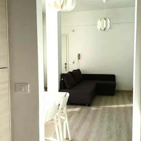 Apartment M379 - Marcelli, Trilocale Ristrutturato Con Terrazzo Vista Mare
