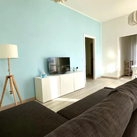 Apartment M379 - Marcelli, Trilocale Ristrutturato Con Terrazzo Vista Mare *